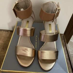 Louise et Cie Women's Metallic heels size 8M